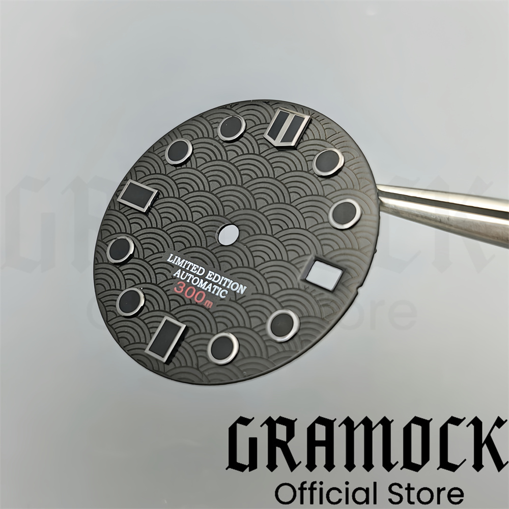 Gramock 28.5mm Black Red Fishs - Luxury Watch With Green Dial ulasan dan harga