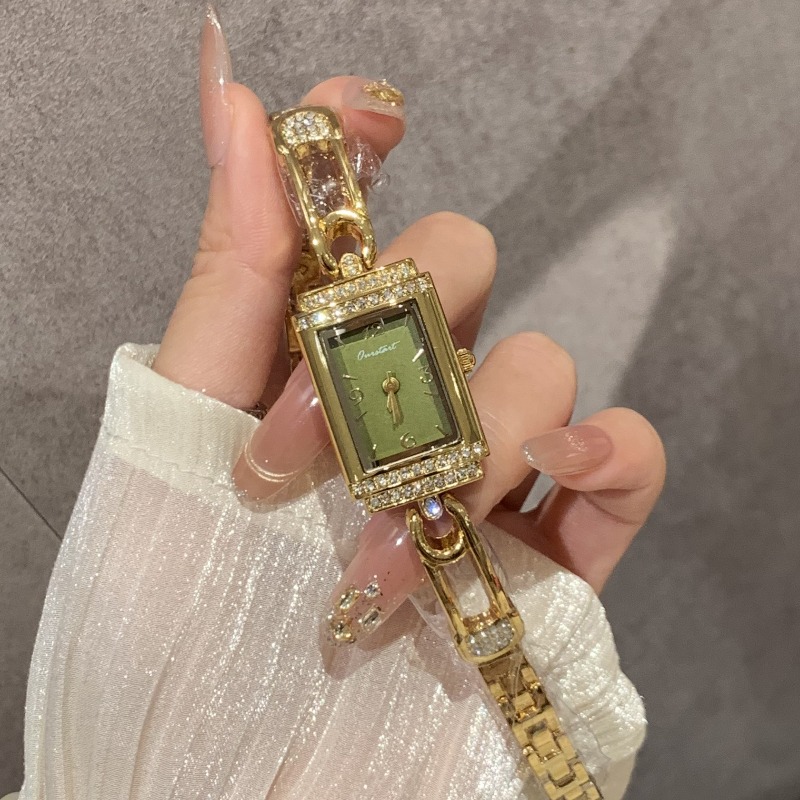 Small pin old money style hand - Luxury Watch Value ulasan dan harga